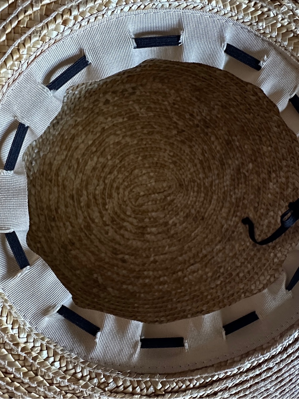 Rose Cherie INES hat Black - Picture 6 of 9